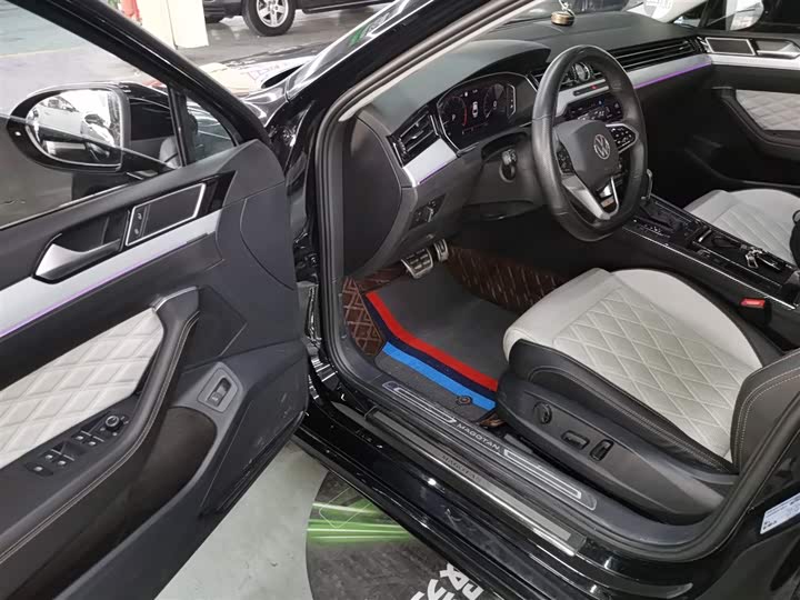 Фото 16 - Volkswagen Magotan