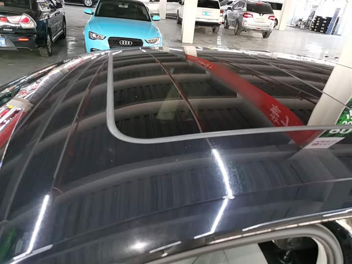 Фото 27 - Volkswagen Magotan