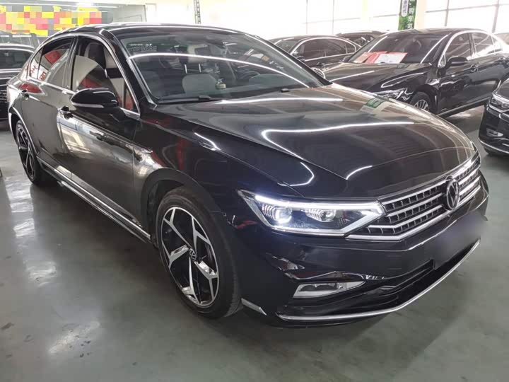 Фото 4 - Volkswagen Magotan