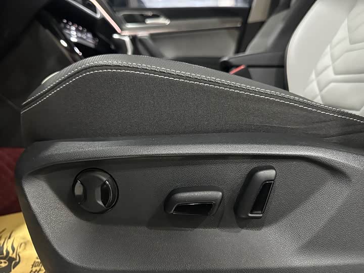 Фото 40 - Volkswagen Tayron