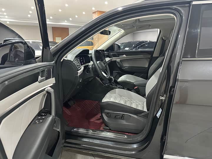 Фото 7 - Volkswagen Tayron