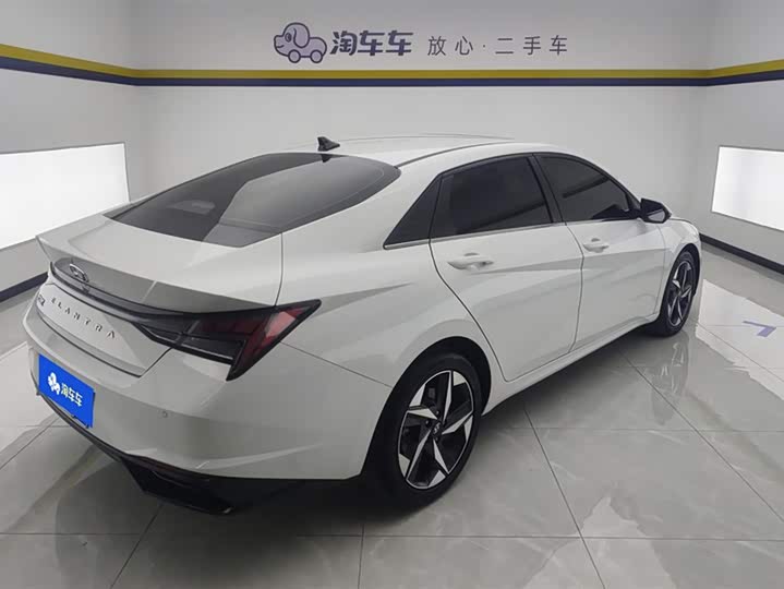 Фото 3 - Hyundai Elantra N line