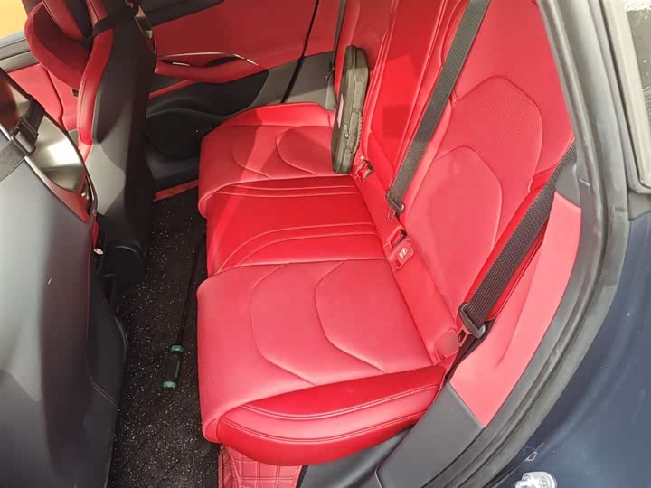 Фото 17 - Xiaomi SU7