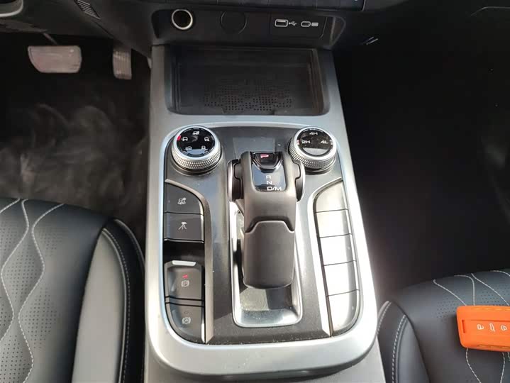 Фото 14 - Tank 300