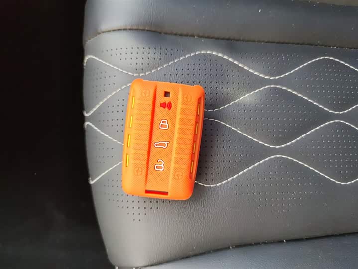 Фото 9 - Tank 300