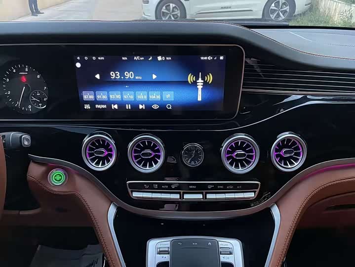 Фото 14 - Mercedes-Benz Vito