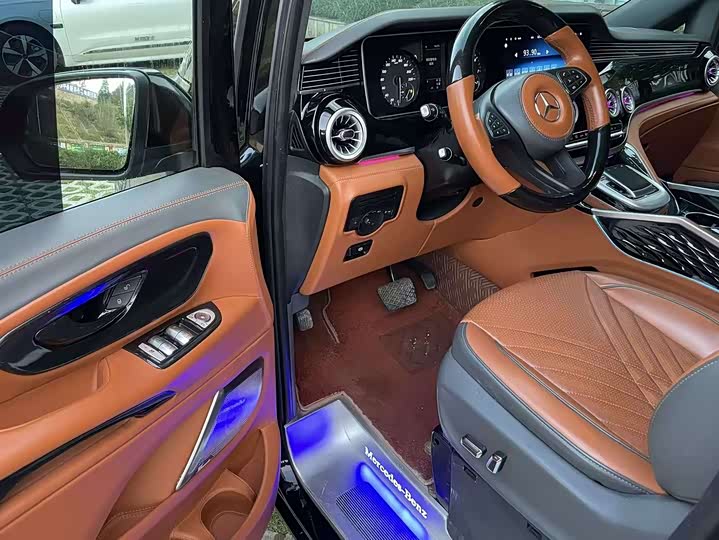 Фото 8 - Mercedes-Benz Vito