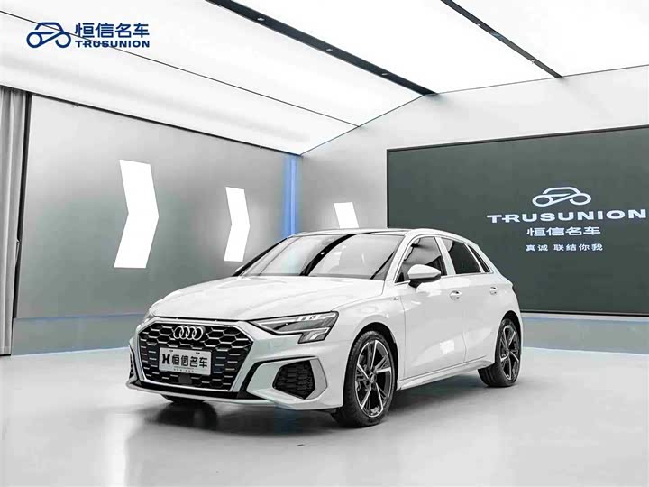 Фото 1 - Audi A3