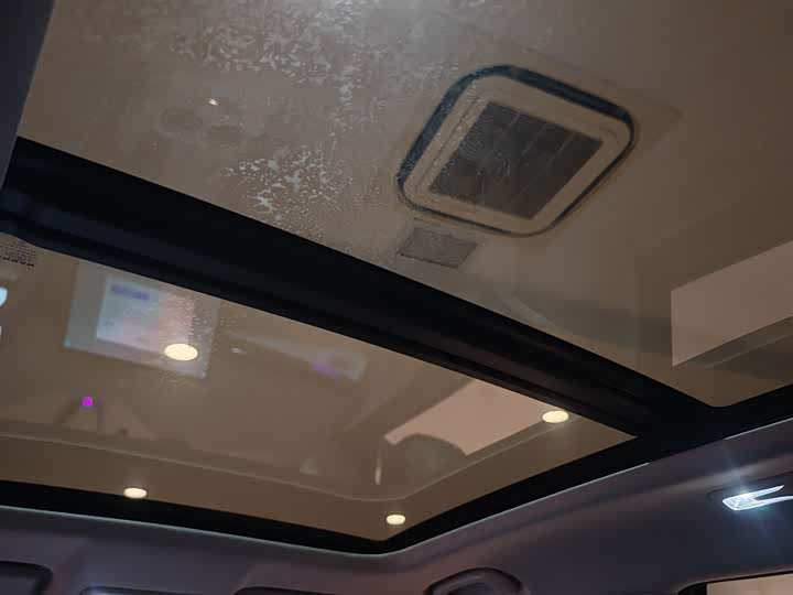 Фото 17 - Changan UNI-Z Hybrid