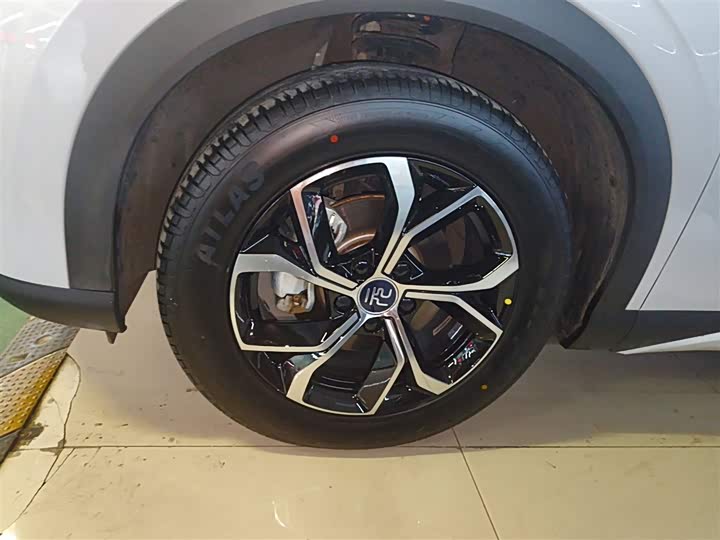 Фото 23 - BYD Yuan Plus