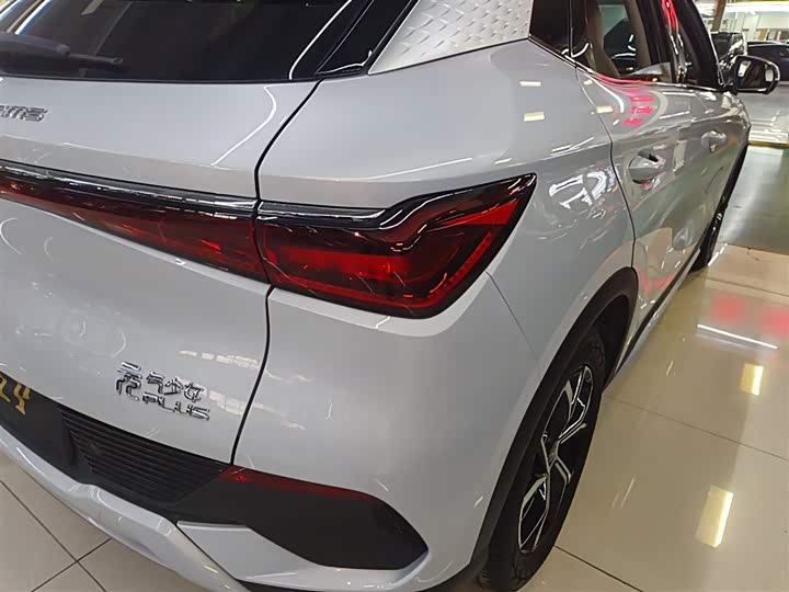 Фото 8 - BYD Yuan Plus