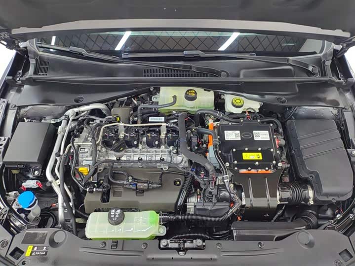 Фото 10 - GAC Trumpchi Empow R