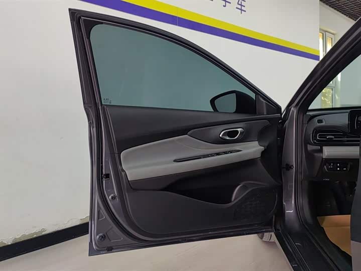 Фото 7 - GAC Trumpchi Empow R