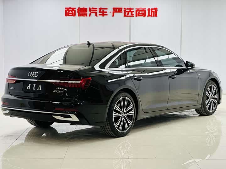 Фото 2 - Audi A6L