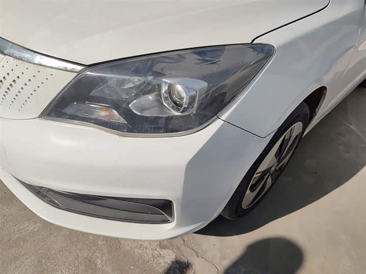 Фото 24 - Dongfeng Aeolus E70