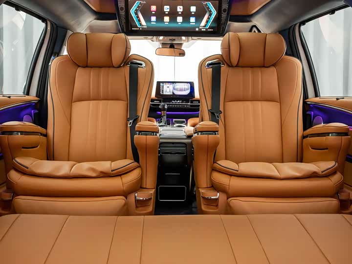 Фото 16 - Toyota Sienna