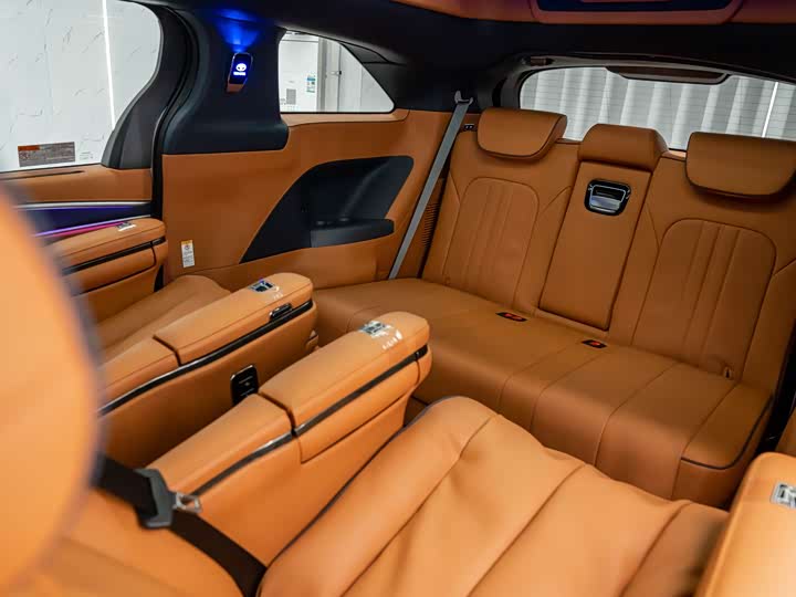 Фото 17 - Toyota Sienna