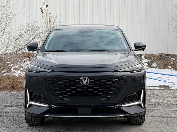 Фото 2 - Changan UNI-K Hybrid