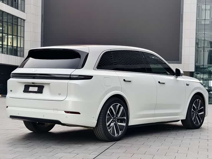 Фото 10 - LiXiang L7