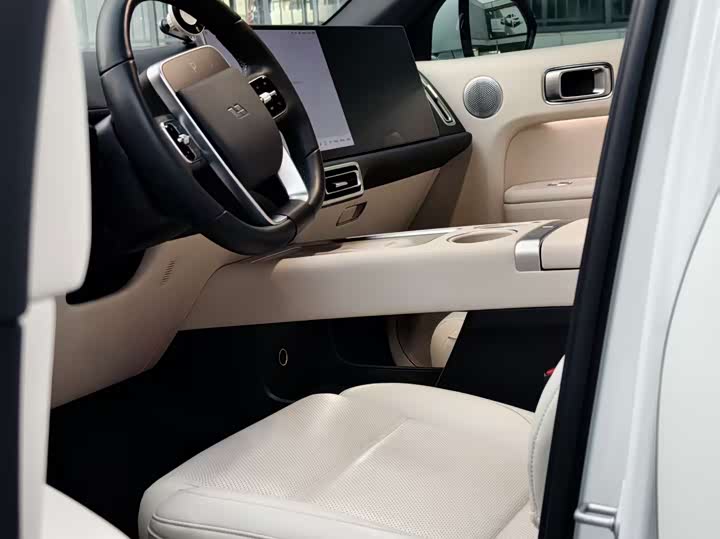 Фото 5 - LiXiang L7