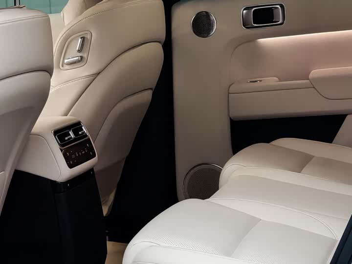 Фото 7 - LiXiang L7