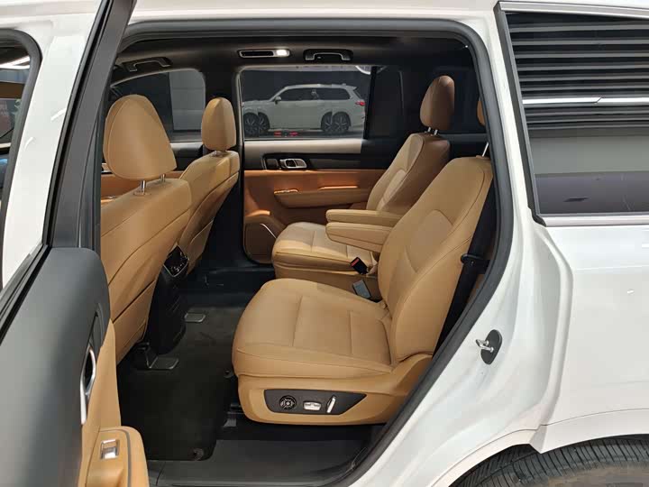 Фото 6 - LiXiang One