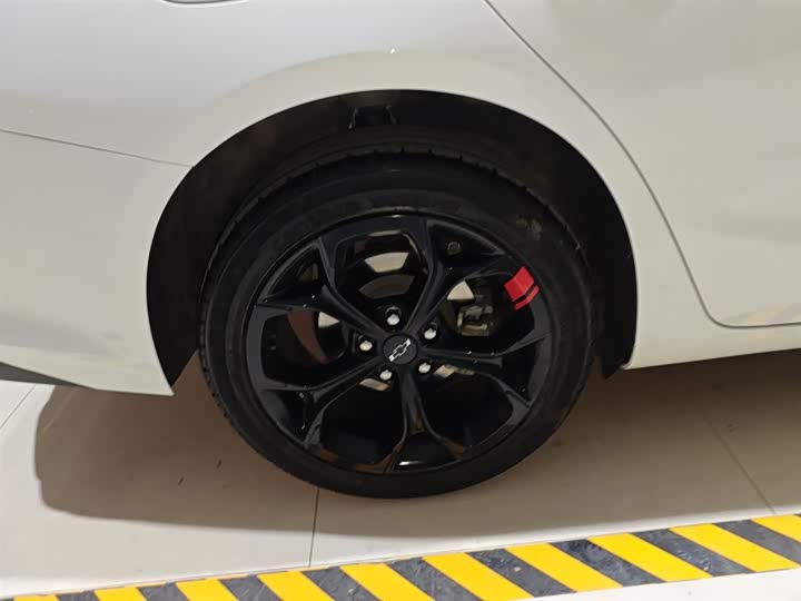 Фото 26 - Chevrolet Malibu XL