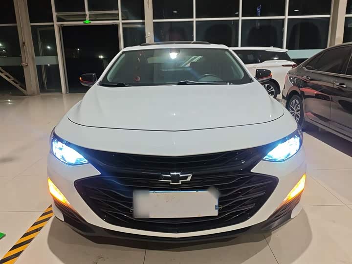 Фото 3 - Chevrolet Malibu XL