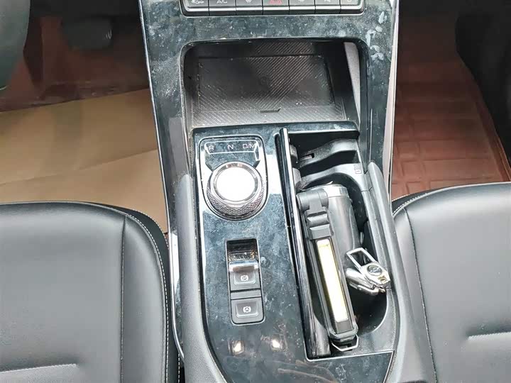 Фото 14 - Haval H6