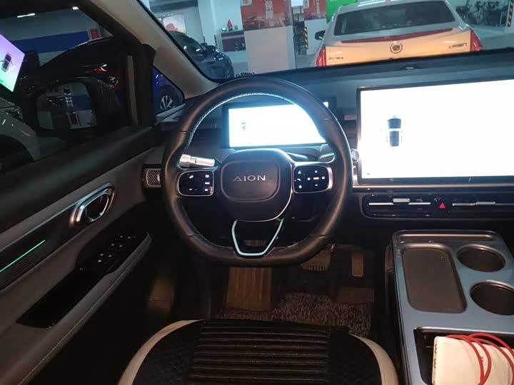 Фото 11 - GAC Aion Y