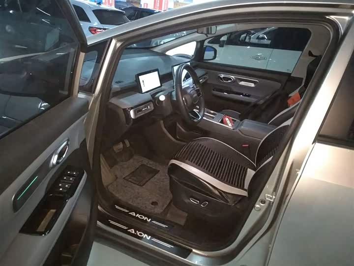 Фото 16 - GAC Aion Y