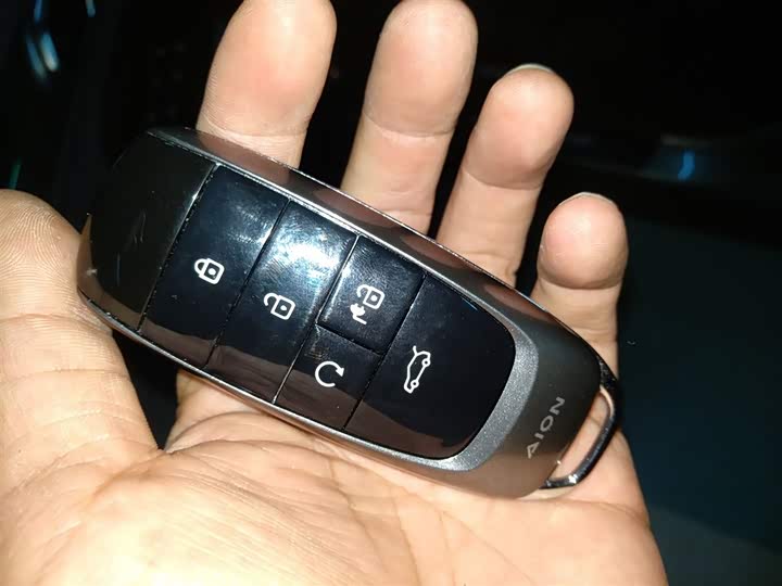 Фото 9 - GAC Aion Y