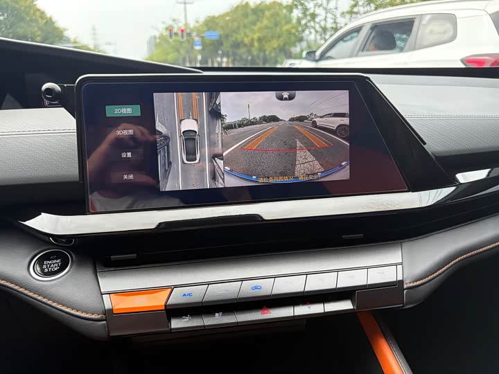 Фото 18 - Changan UNI-V