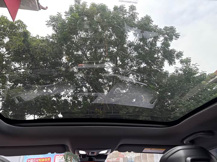 Фото 24 - Changan UNI-V