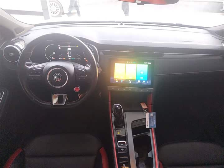 Фото 10 - MG Motor 6