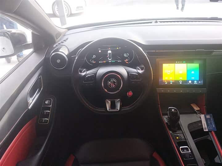 Фото 11 - MG Motor 6