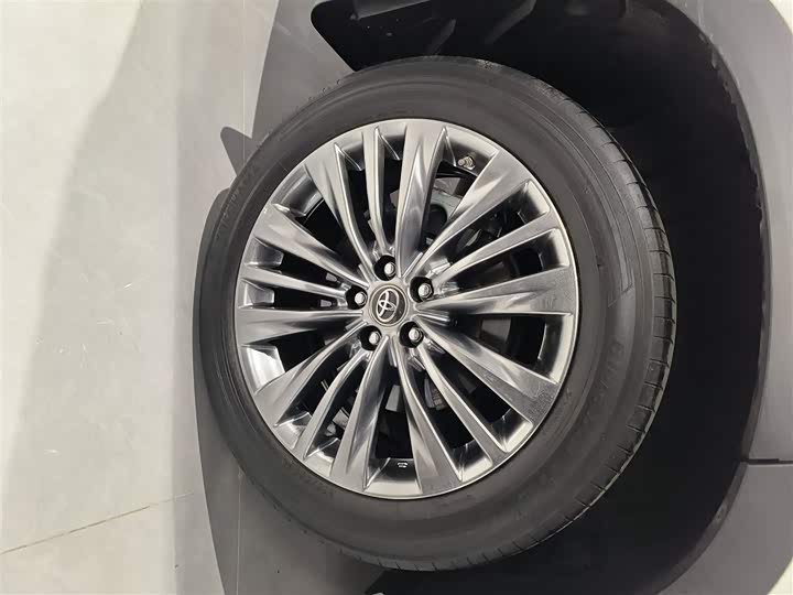 Фото 26 - Toyota Highlander