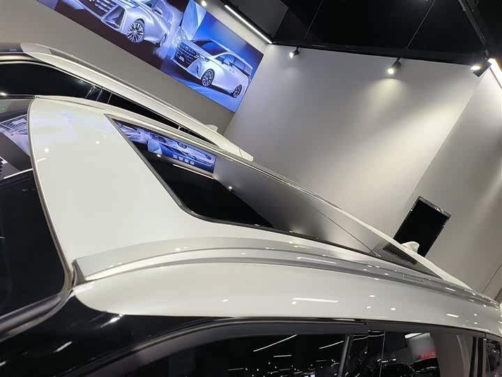 Фото 27 - Toyota Highlander