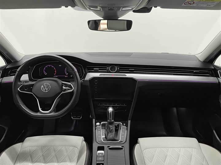 Фото 11 - Volkswagen Magotan