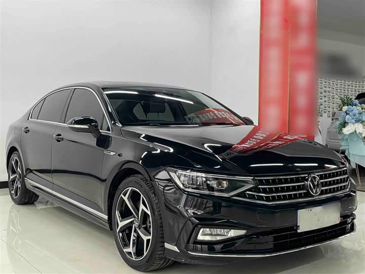 Фото 8 - Volkswagen Magotan