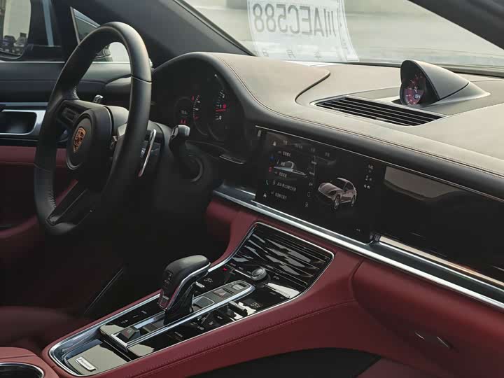 Фото 13 - Porsche Panamera