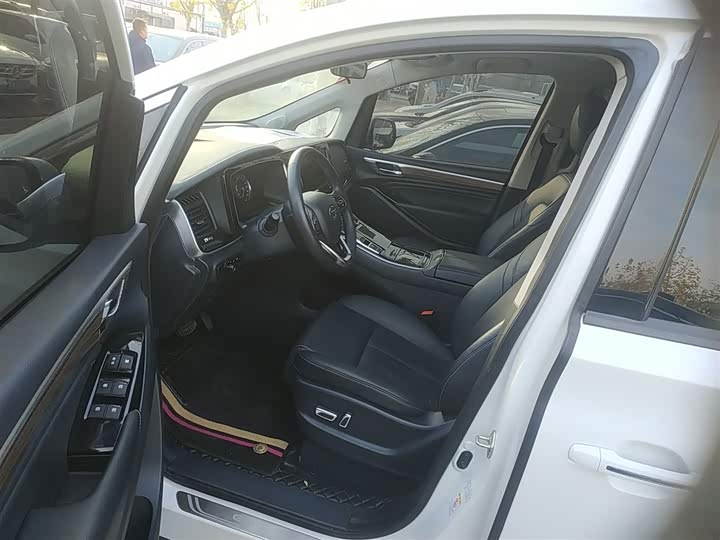 Фото 16 - GAC Trumpchi M8