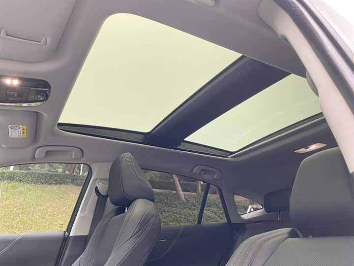 Фото 15 - Toyota Harrier