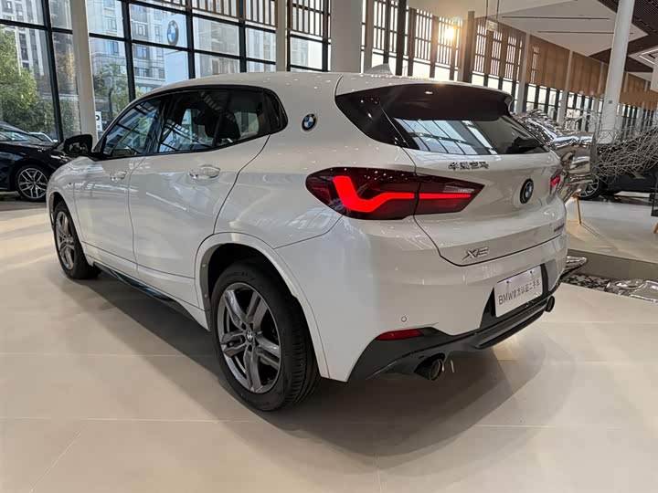 Фото 9 - BMW X2