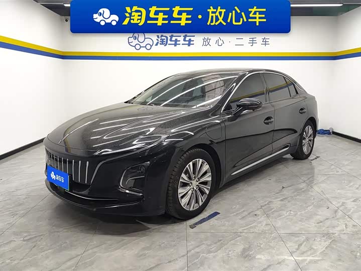 Фото 1 - Hongqi E-QM5