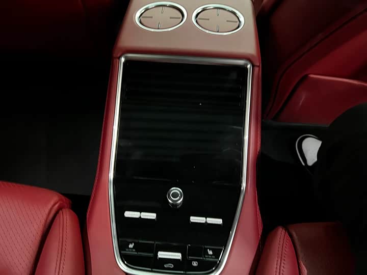 Фото 17 - Porsche Panamera