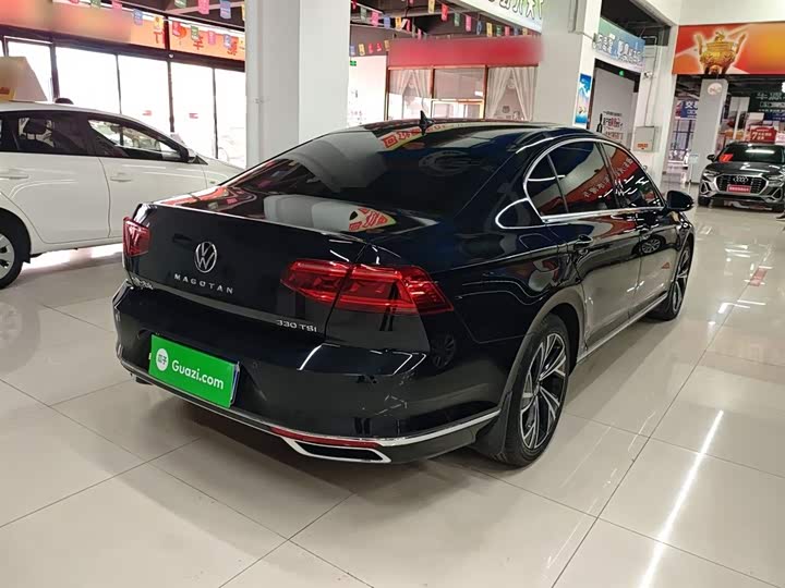 Фото 7 - Volkswagen Magotan