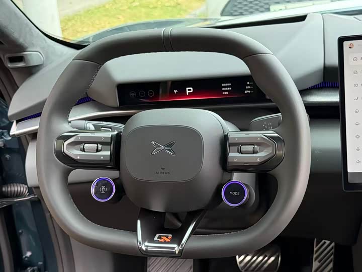 Фото 14 - XPeng P7