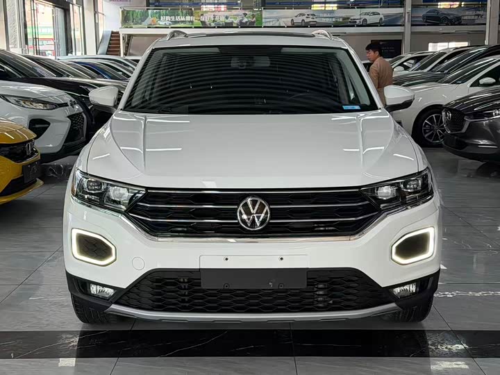 Фото 3 - Volkswagen T-Roc