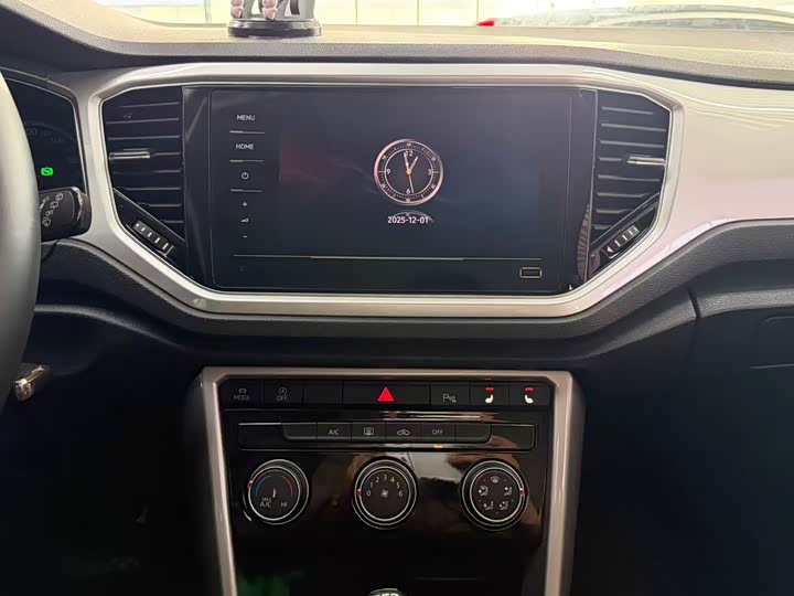 Фото 8 - Volkswagen T-Roc